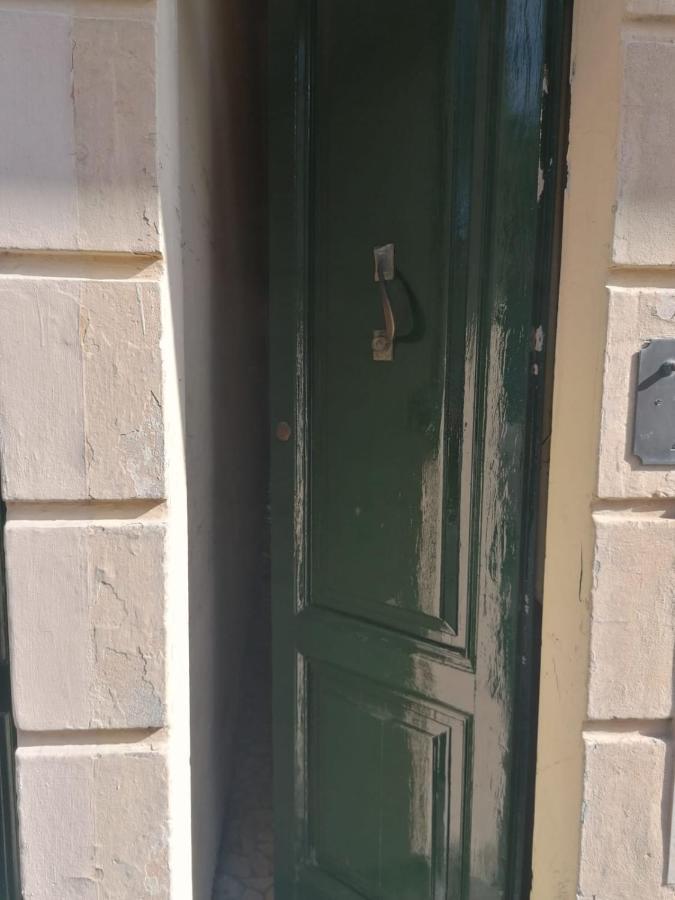 La Casina Giramondo Di Ele Viareggio Exterior foto